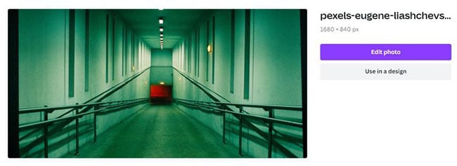 Th&ecirc;m h&igrave;nh ảnh mới cần bổ sung watermark trong Canva