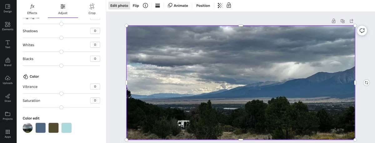 Trang chỉnh sửa của Canva c&oacute; c&aacute;c t&ugrave;y chọn chỉnh sửa ảnh hiển thị