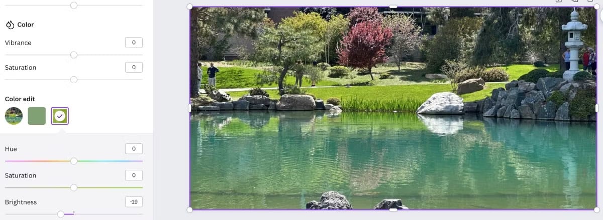 Trang chỉnh sửa của Canva với t&iacute;nh năng Color Edit